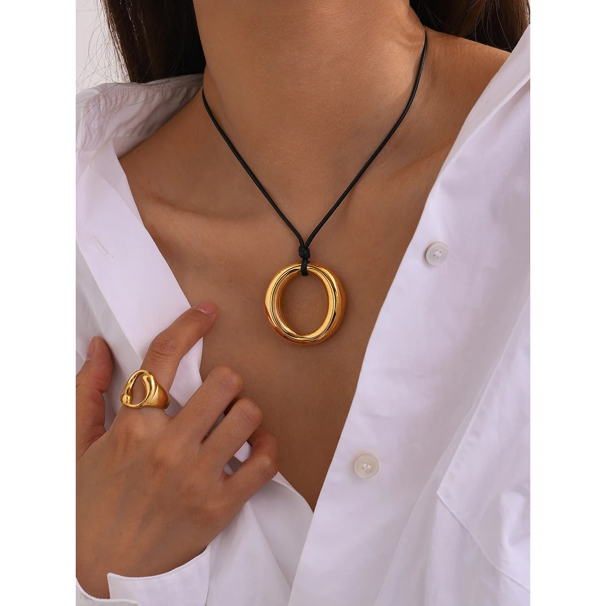 Collier Cassandra