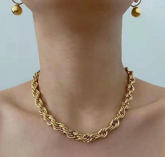 Collier Callidora