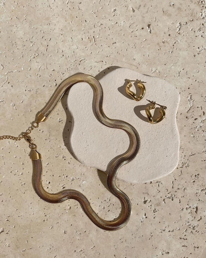 Collier Praxilla